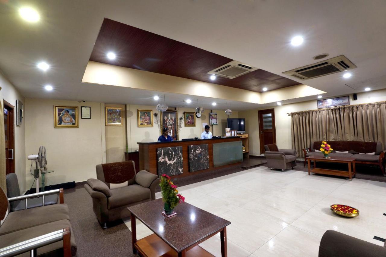 فندق Geetha Regency Guntūr المظهر الخارجي الصورة