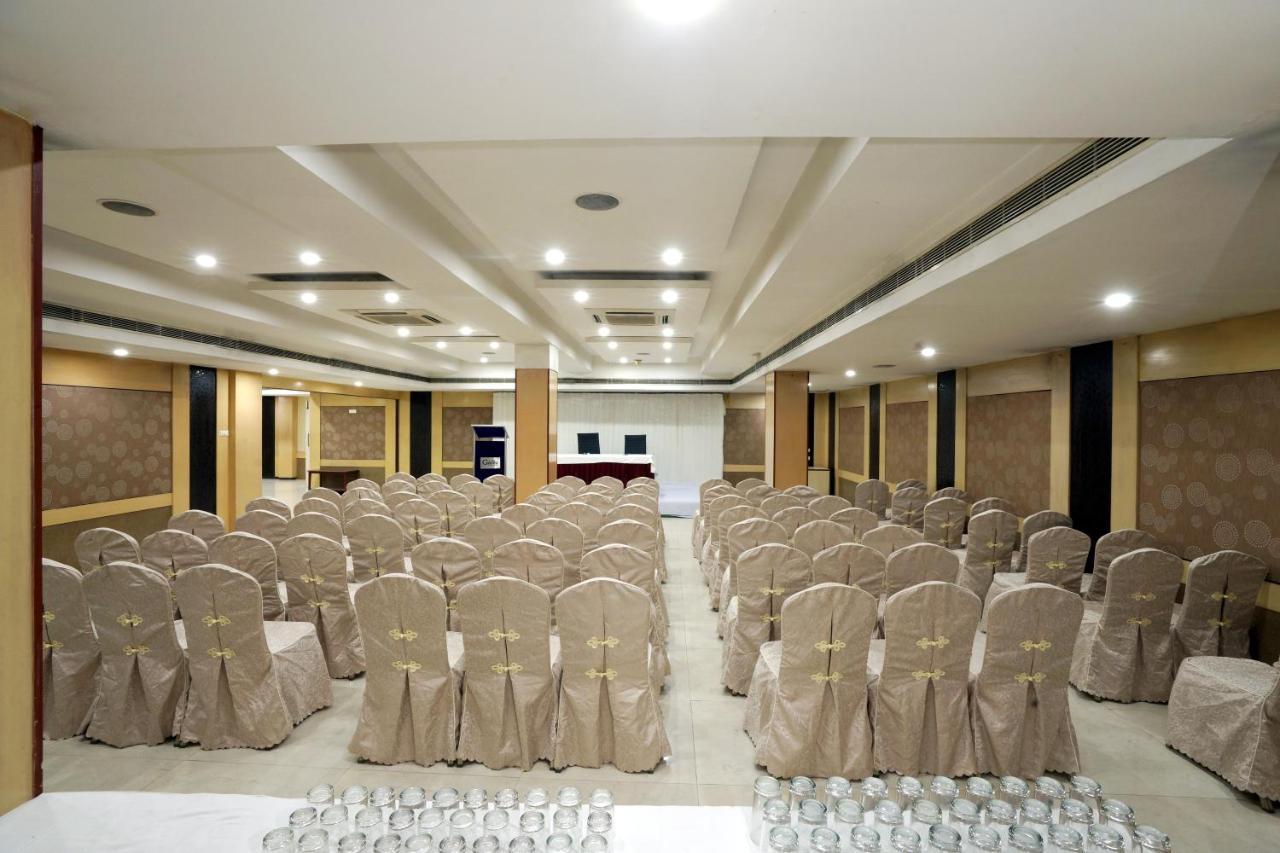 فندق Geetha Regency Guntūr المظهر الخارجي الصورة